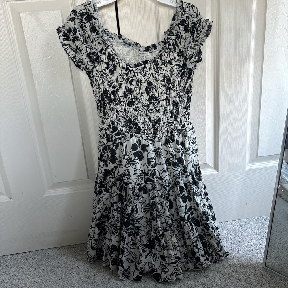 American Eagle Outfitters Black and White Floral Midi Dress